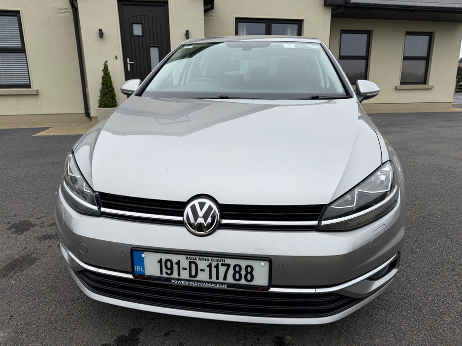 2019 Volkswagen Golf - image 9