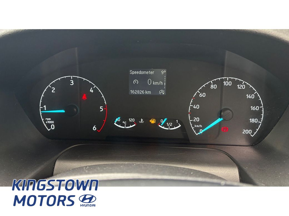 2022 Ford Transit - image 8