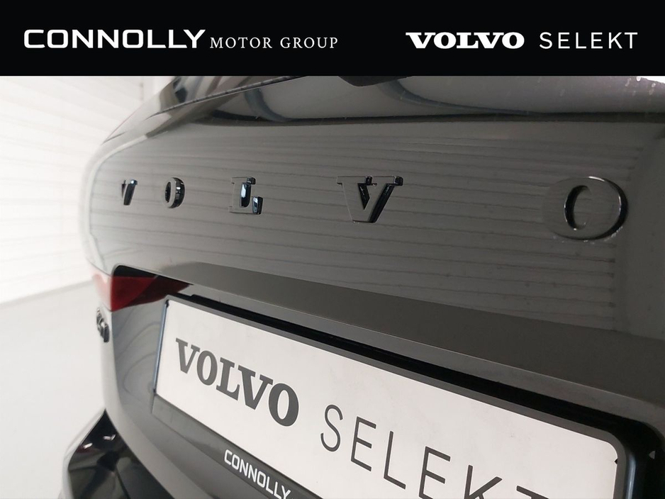 2025 Volvo XC60 Plus Black Ed T6 PHEV €573pm €64,495