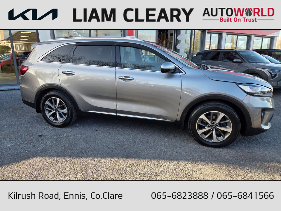 2019 Kia Sorento - image 3