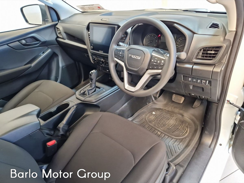 2026 Isuzu D-MAX - image 13