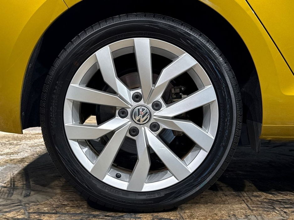 2018 Volkswagen Golf - image 6