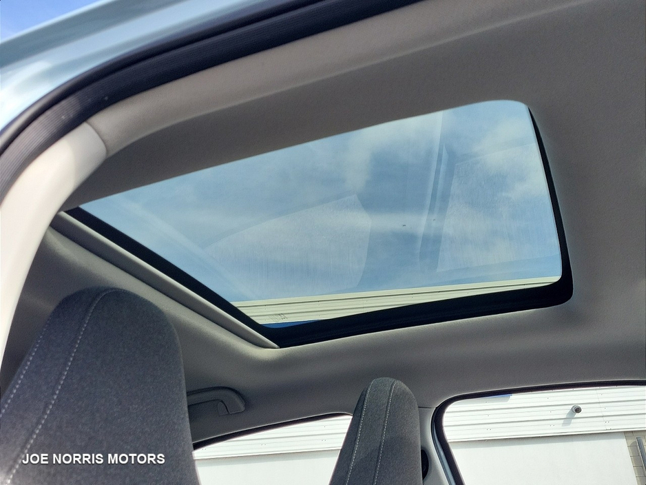 2025 Leapmotor T03 - image 23