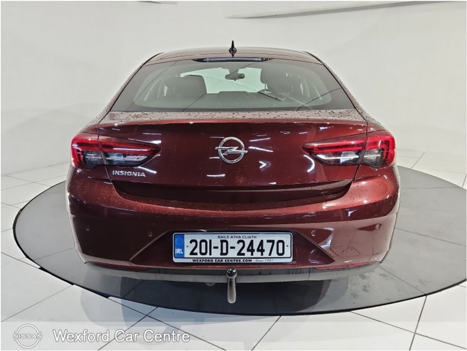 2020 Opel Insignia - image 12