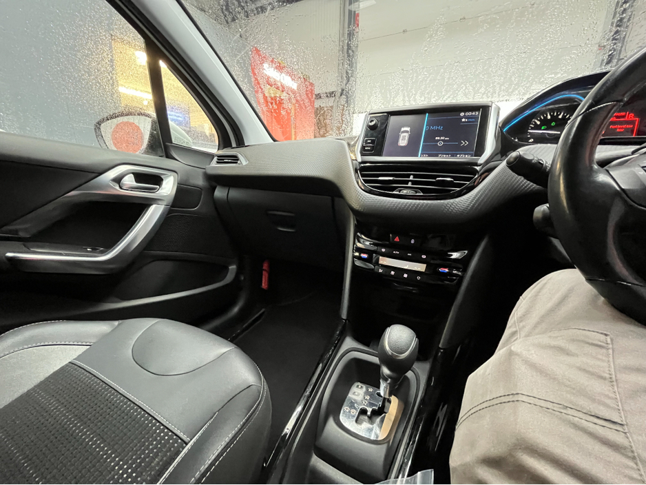 2018 Peugeot 2008 €15950 2018 PEUGEOT 2008 ALLURE 1.2 AUTOMATIC / CRUISE CONTROL / PARKING AID AND MORE €15,950