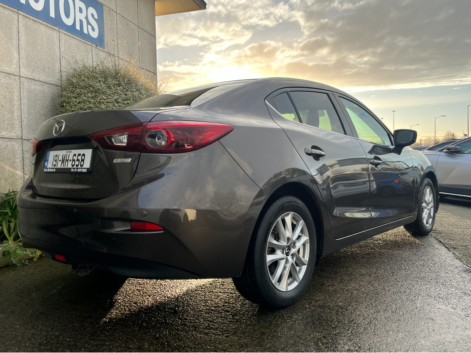 2019 Mazda Mazda3 EXECUTIVE SE 1.5 PETROL //HEATED SEATS//CARPLAY// €12,950