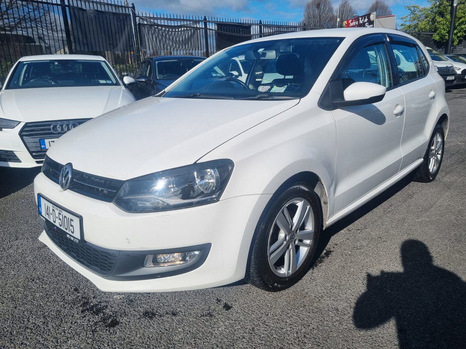 2014 Volkswagen Polo - image 4