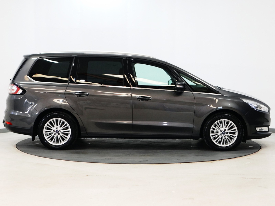 2019 Ford Galaxy - image 2