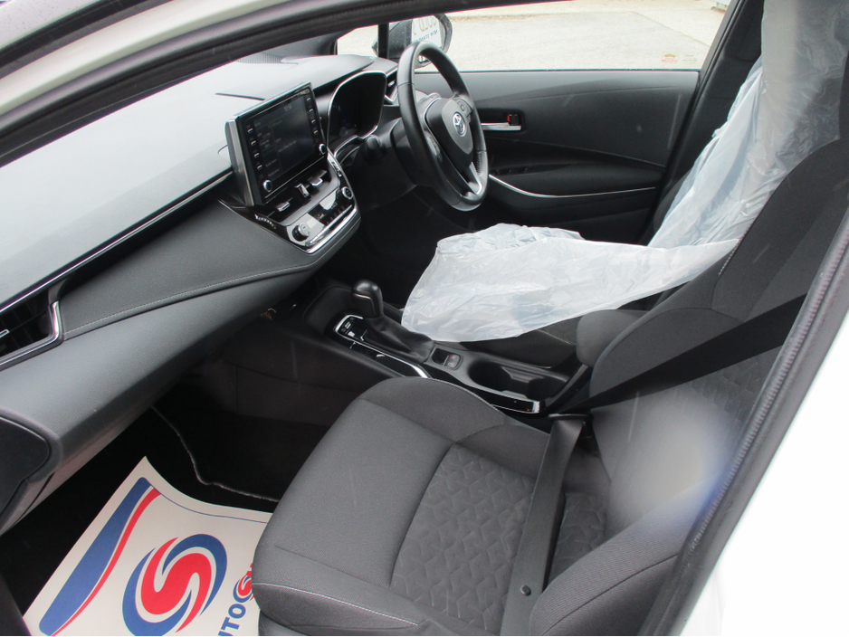 2019 Toyota Corolla - image 13