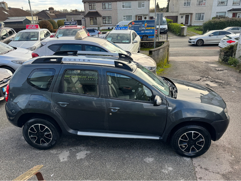 2017 Dacia Duster PRESTIGE 1.5 DCI 110 €9,800