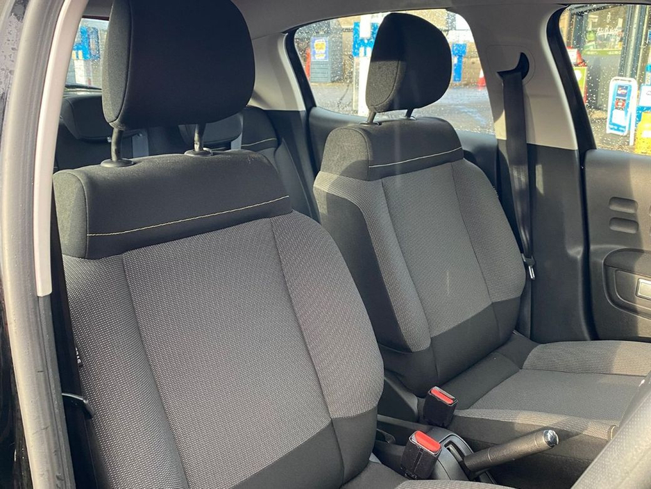 2021 Citroen C3 Flair Puretech 1.2 Automatic €17,950