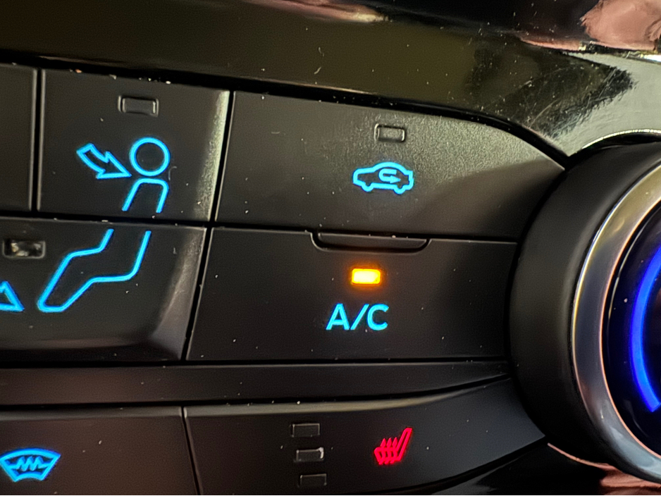 2020 Ford Transit Custom CUSTOM 300 LIMITED EDITION EBLUE TD LWB 5DR €13,950