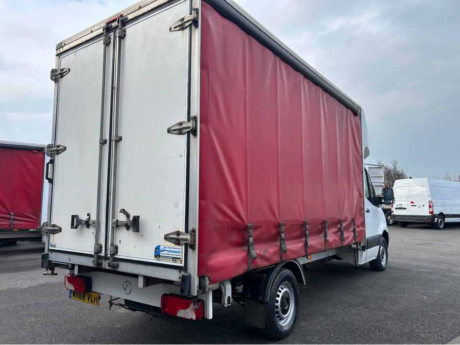 2019 Mercedes-Benz Sprinter - image 10