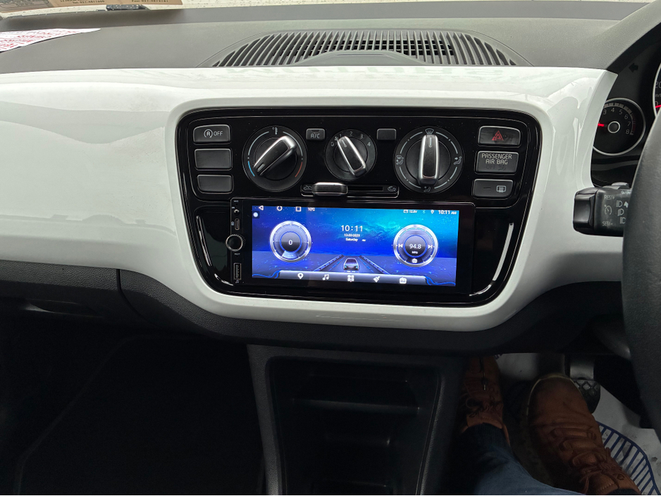 2016 Volkswagen up! 1.0i Petrol Jeans Up Automatic €10,750