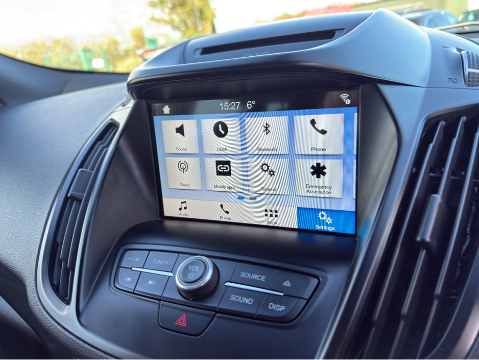 2017 Ford Kuga - image 21