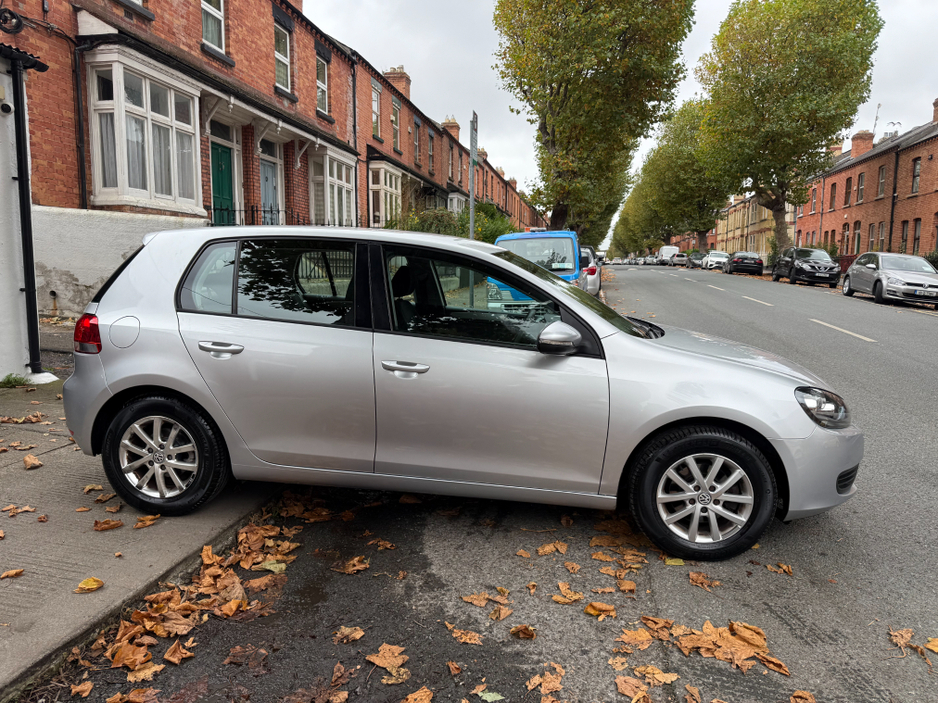 2013 Volkswagen Golf 1.6tdi S, Only 112kms! New Nct 10/2026, Tax 03/2026, Timing Belt Replaced, Service History, Very Reliable & Economical Hatchback, Service & Warranty Included, SIMI Dealer, €7,950