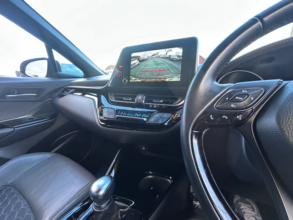 2023 Toyota C-HR 1.8 HYBRID SOL €24,850