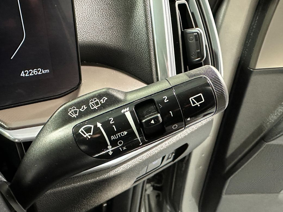 2024 Kia Sorento - image 18