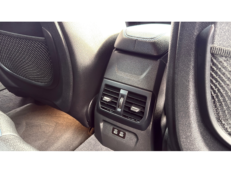 2020 BMW 2 Series - image 23