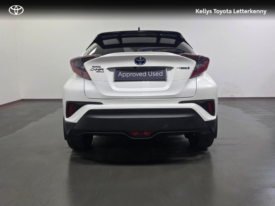 2019 Toyota C-HR C-HR HYBRID LUNA SPORT #125 €15,895