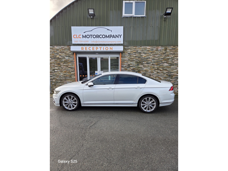 2017 Volkswagen Passat  €19,950