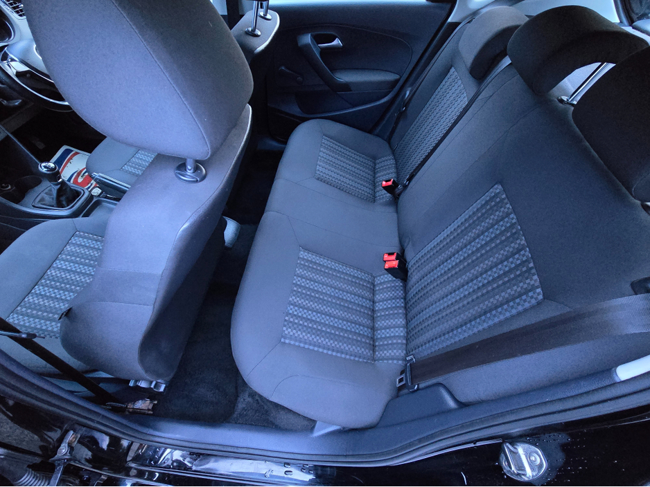 2015 Volkswagen Polo TRENDLINE 1.0 60HP MANUAL 5SPEED 5DR €10,950