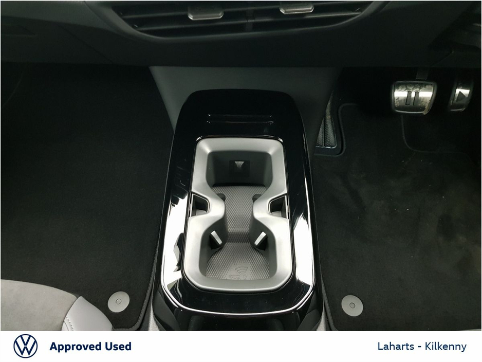 2023 Volkswagen ID.4 - image 16
