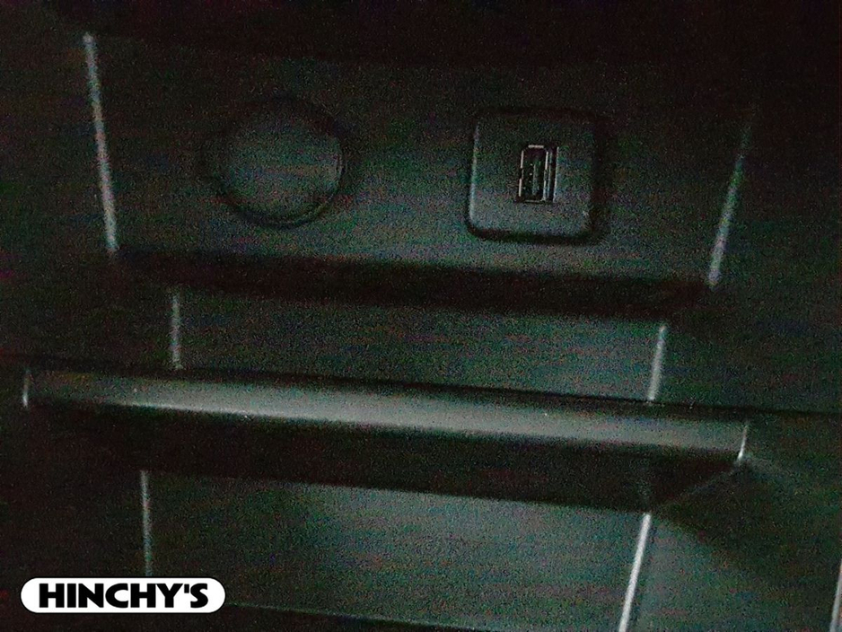 2023 Suzuki Vitara - image 24