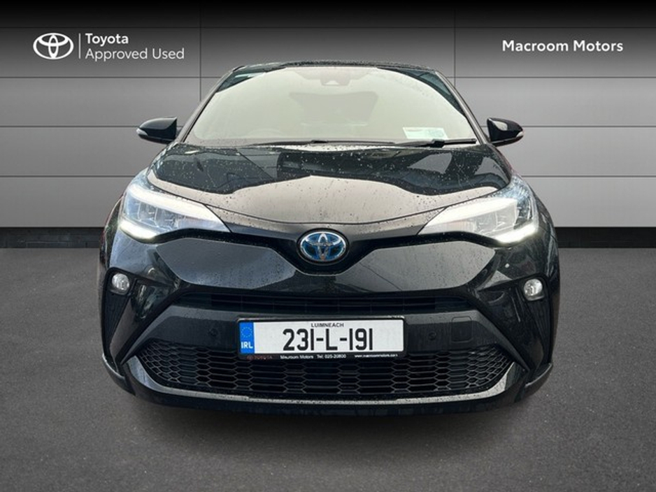 2023 Toyota C-HR  €28,500