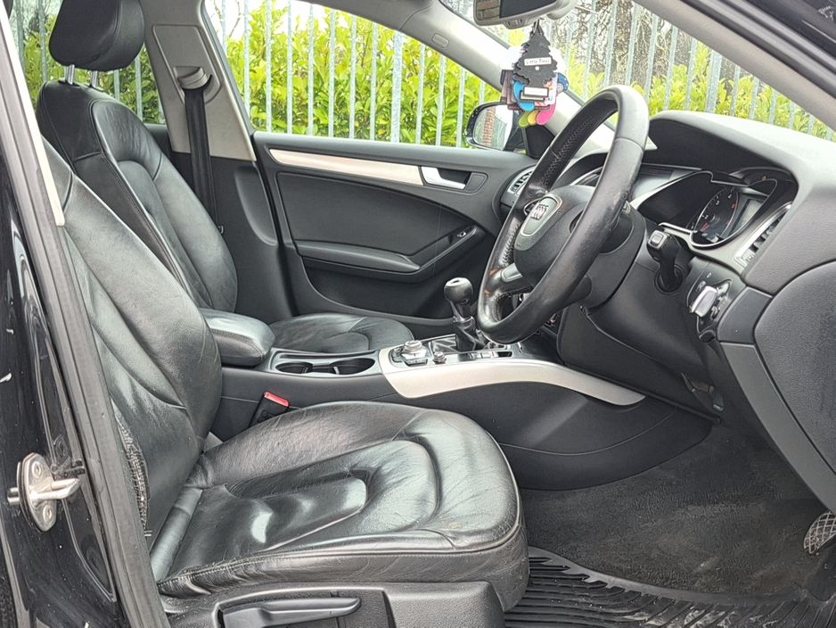 2014 Audi A4 - image 27