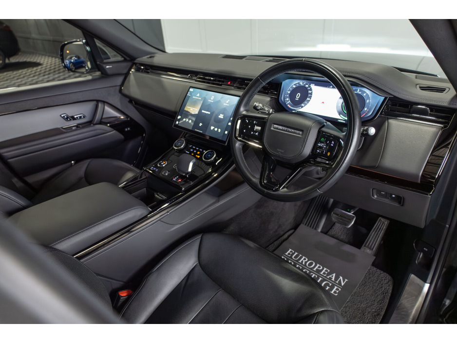 2023 Land Rover Range Rover Sport - image 8
