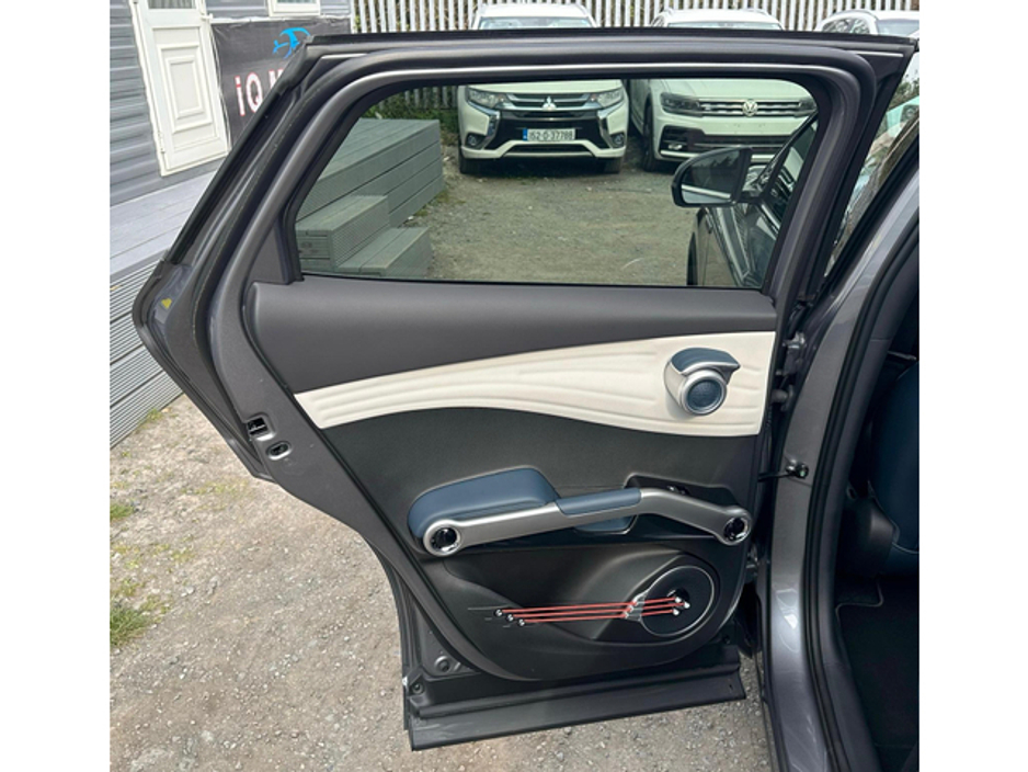 2023 BYD ATTO 3 - image 8