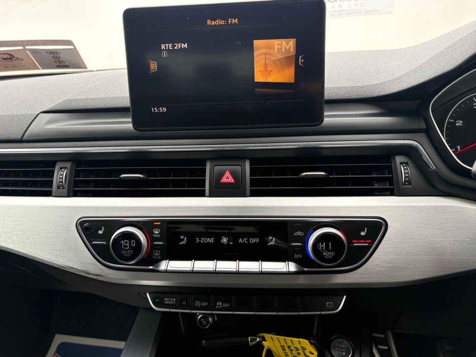 2016 Audi A4 - image 18