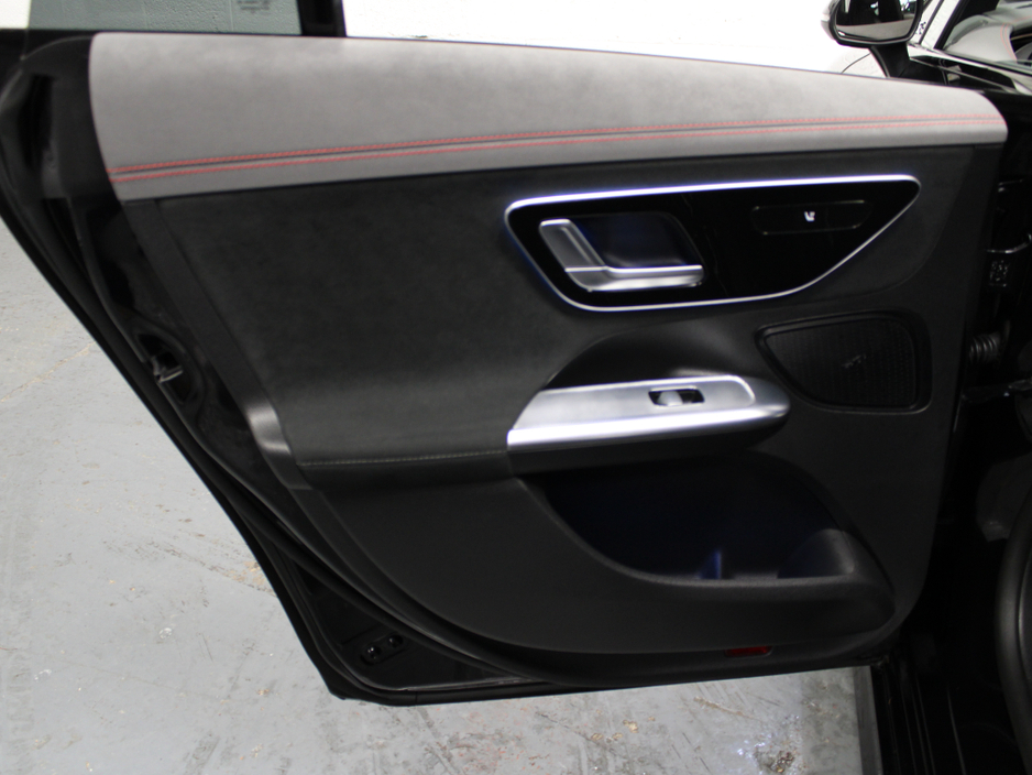 2023 Mercedes-Benz EQE 300 4DR AUTO €48,995