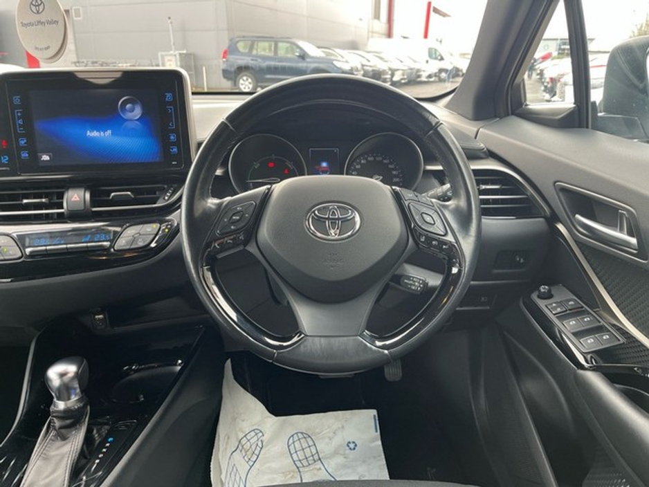 2018 Toyota C-HR - image 9
