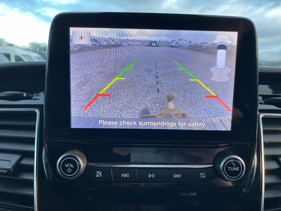 2022 Ford Transit Custom 2.0 TDCI LWB Active 170 BHP..Very high spec..No VAT €27,500