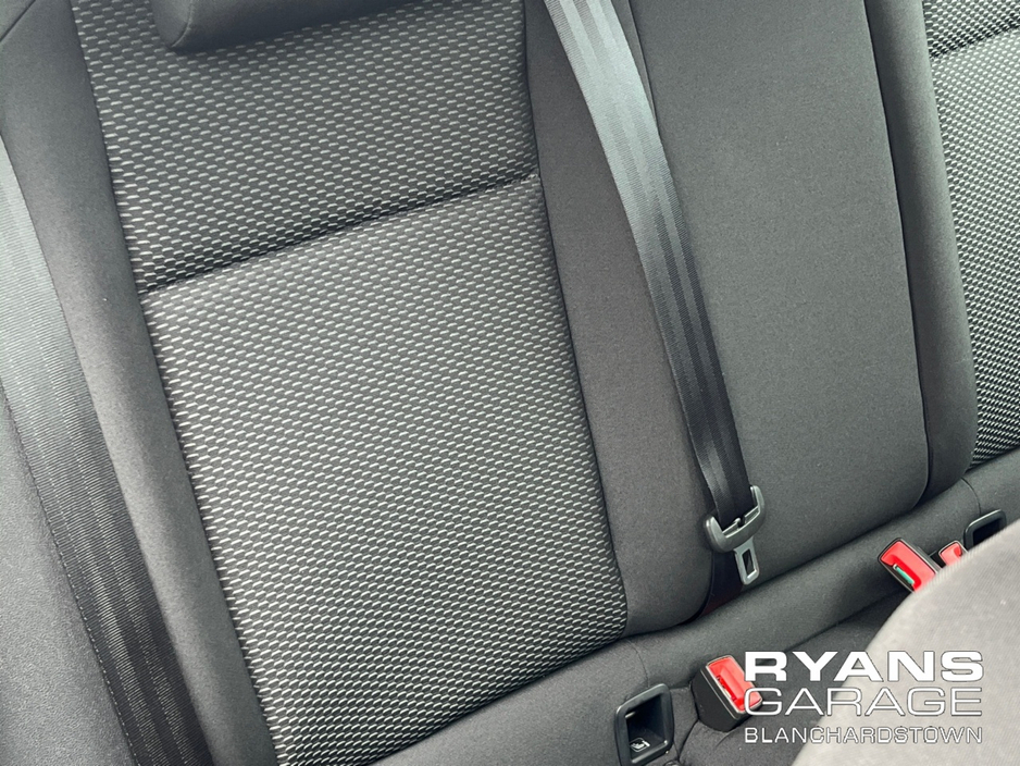 2018 Volkswagen Polo - image 30