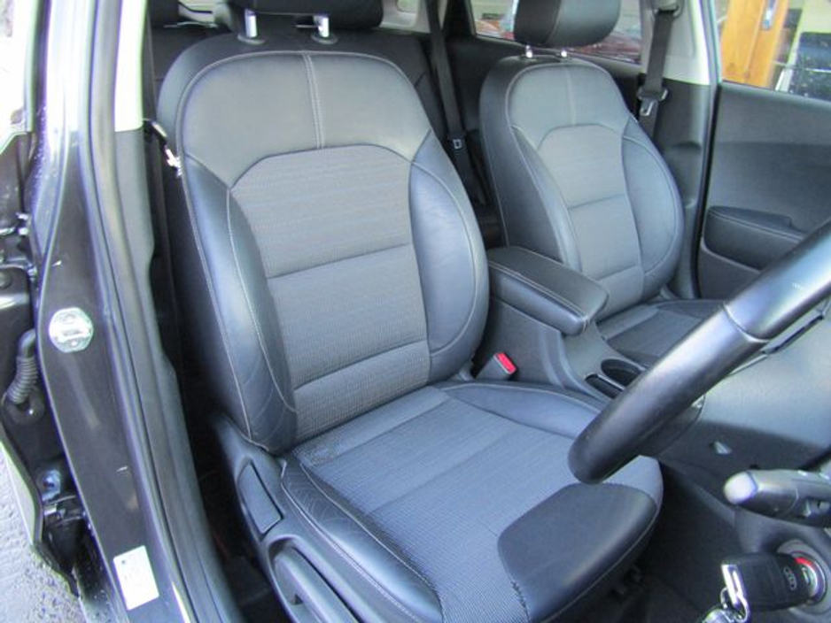 2019 Kia Niro 1.6 GDI 2 104BHP 5DR Auto €17,950