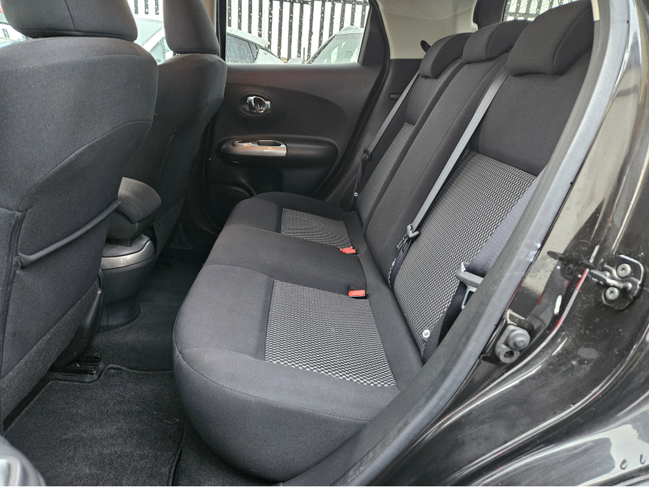 2017 Nissan Juke 1.2 SV E6 4DR €8,950