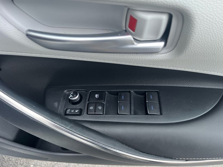 2022 Toyota Corolla HYBRID SOL H/B 4DR AUTO