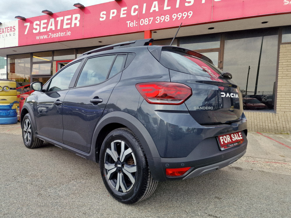 2023 Dacia Sandero Stepway - image 8
