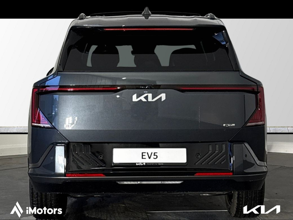 2026 Kia EV5 - image 4