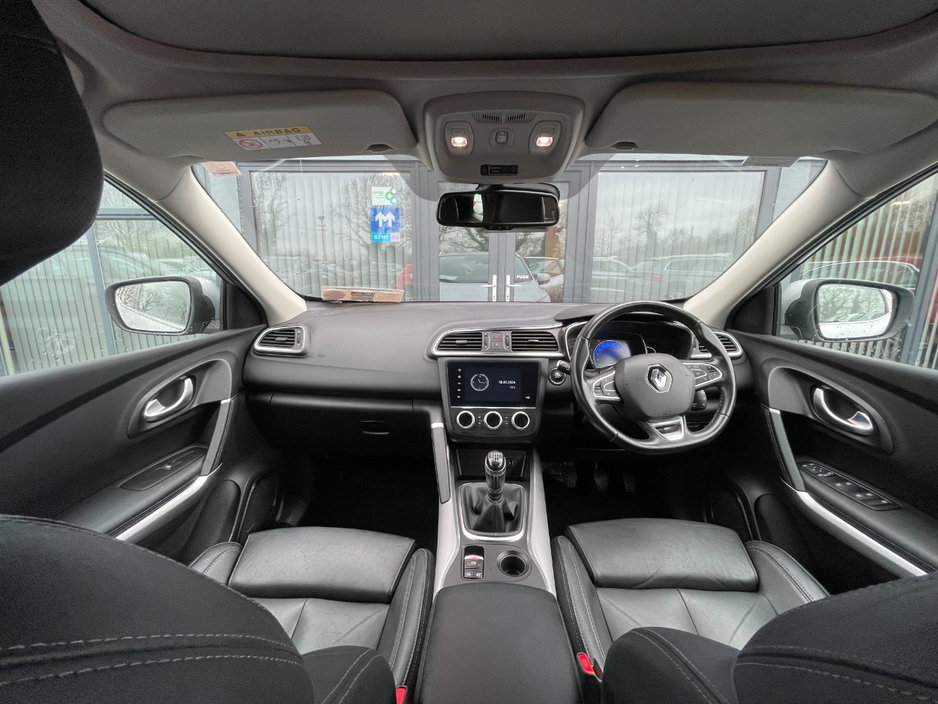 2019 Renault Kadjar - image 10