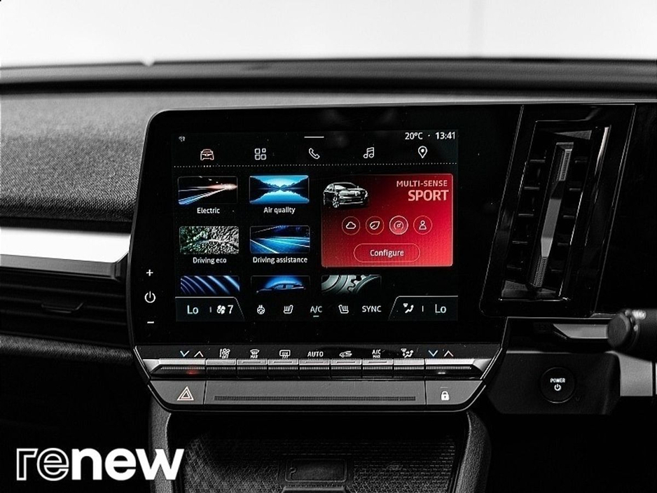 2024 Renault Megane E-Tech - image 33