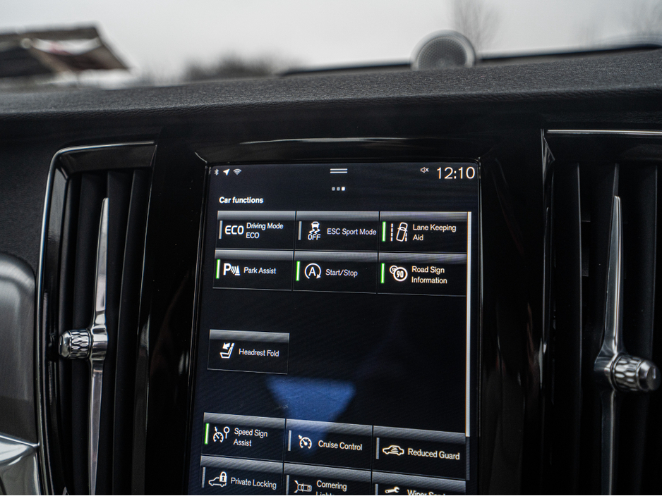 2017 Volvo S90 2017 S90 2.0d Automatic/FSH/1 Owner/1yr warranty €22,888