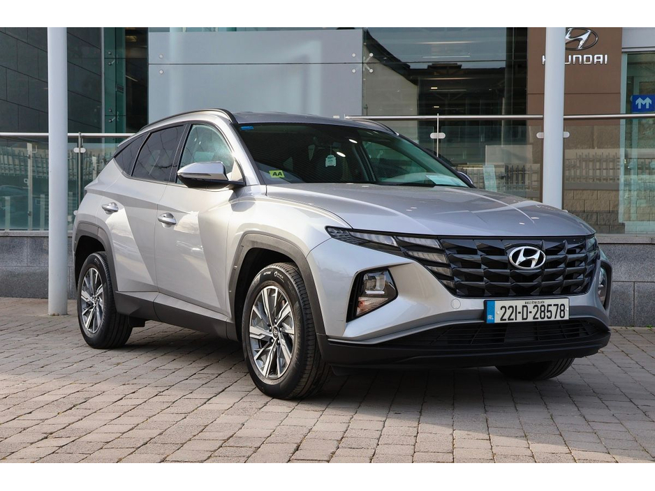 2022 Hyundai Tucson - image 5