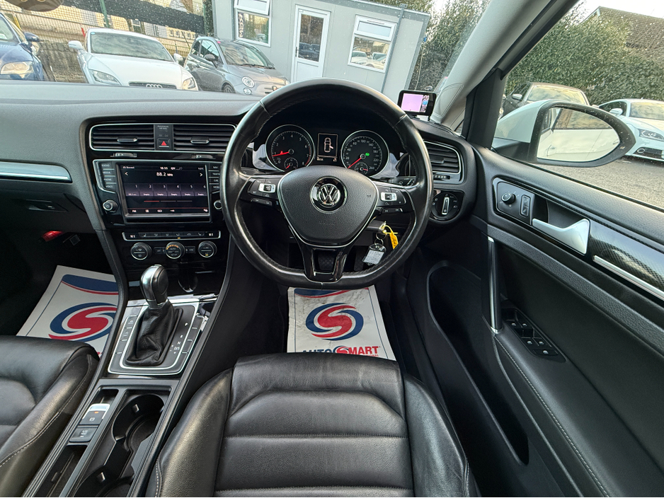 2014 Volkswagen Golf - image 6