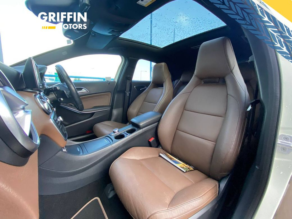 2015 Mercedes-Benz A Class - image 2