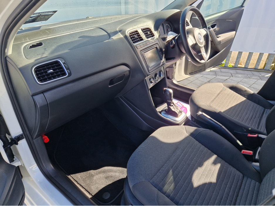 2013 Volkswagen Polo - image 19