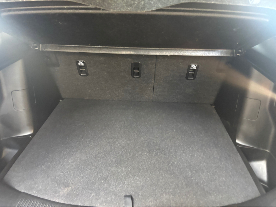 2023 Suzuki SX4 S-Cross - image 3